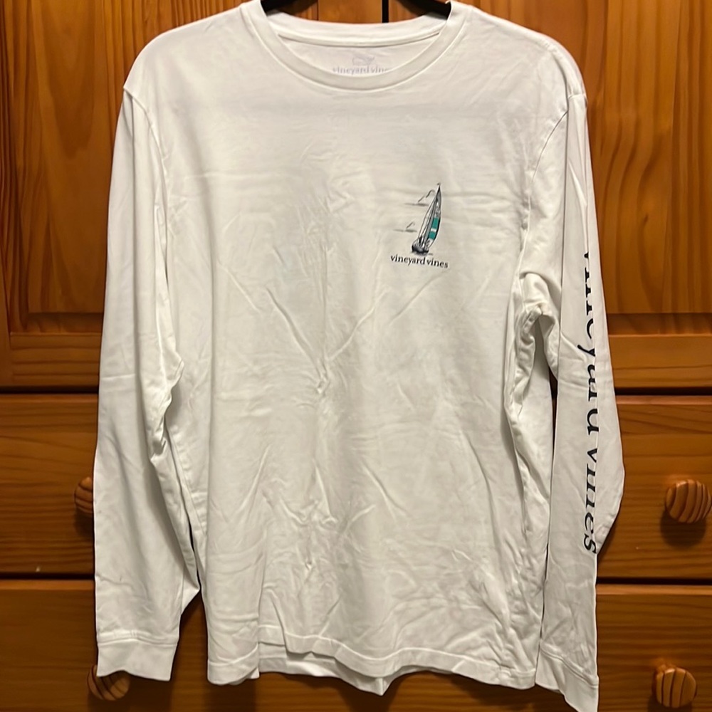 Medium vineyard, vine shirt long sleeve
